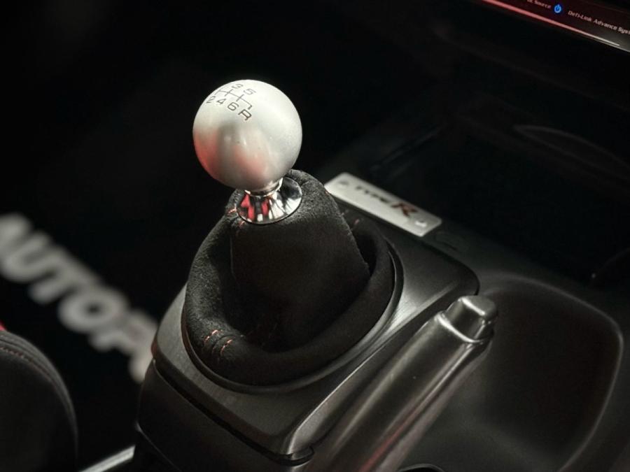 CIVIC TYPE R FD2 - Image 9